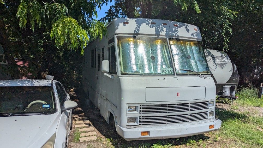 1988 Winnebago Super Chief