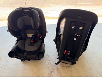 Free car seats - Pick up only
