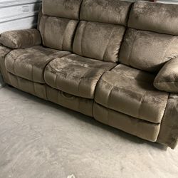 Reclining 3 Seat Sofa W/storage
