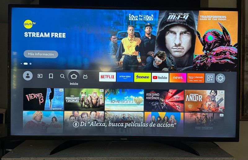 TOSHIBA Smart Tv 55"
