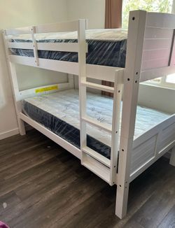 Litera Twin Size Nueva En Su Caja Incluye Colchones