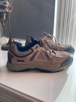Mens Rockport XCS Shoe Tan Suede Size 10.5 men - LIKE NEW