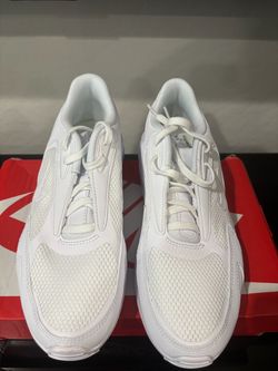 Nike Air Max Bolt women’s size 9 Brand New