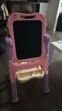 Girls easel