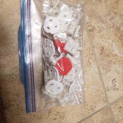 CLEAN baby proof outlet covers approx 40, mostly all from IKEA