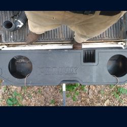 Like New No Flaws Holds 2.   12" Subs Or 2   15"