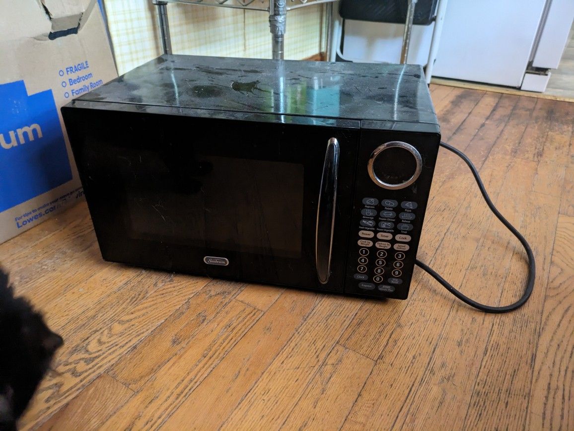 Black Sunbeam Brand Microwave