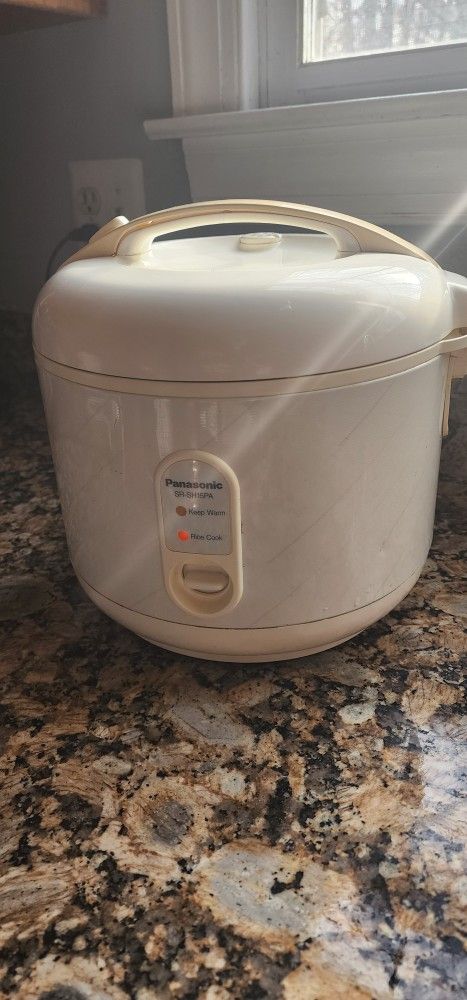 PANASONIC Electric Rice Cooker/Steamer