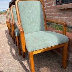 Dining rooms chairs set of 4
