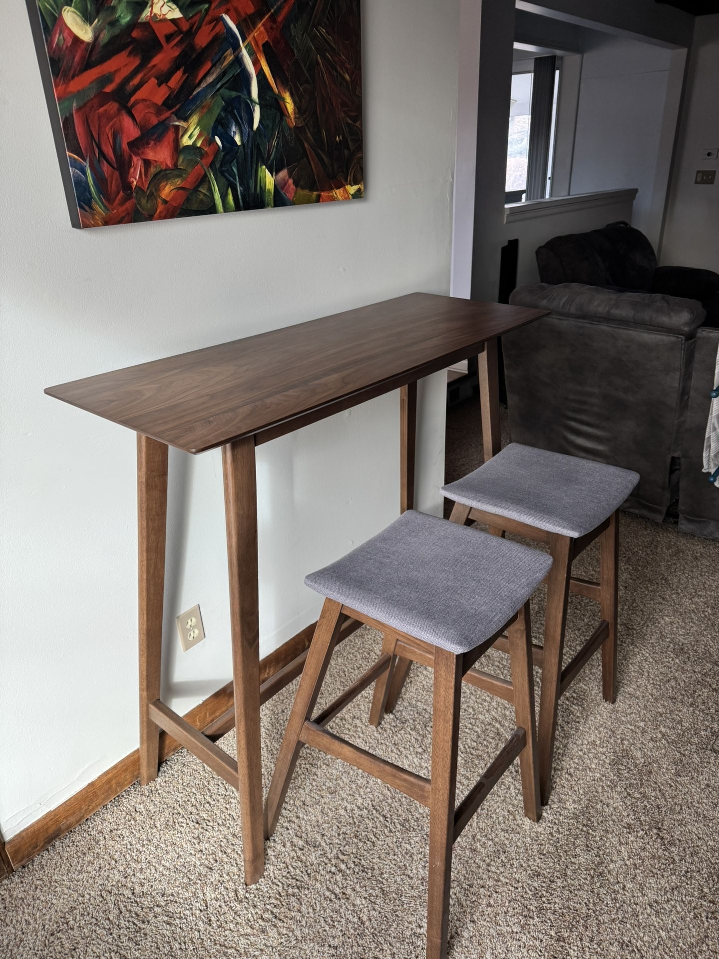 High Top Table W/Stools