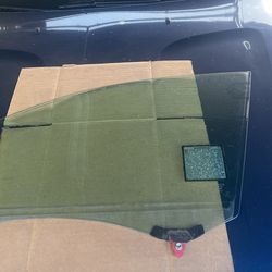 2002-2006 Toyota Camry Driver Window Glass 