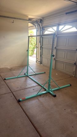 Gymnastic bar