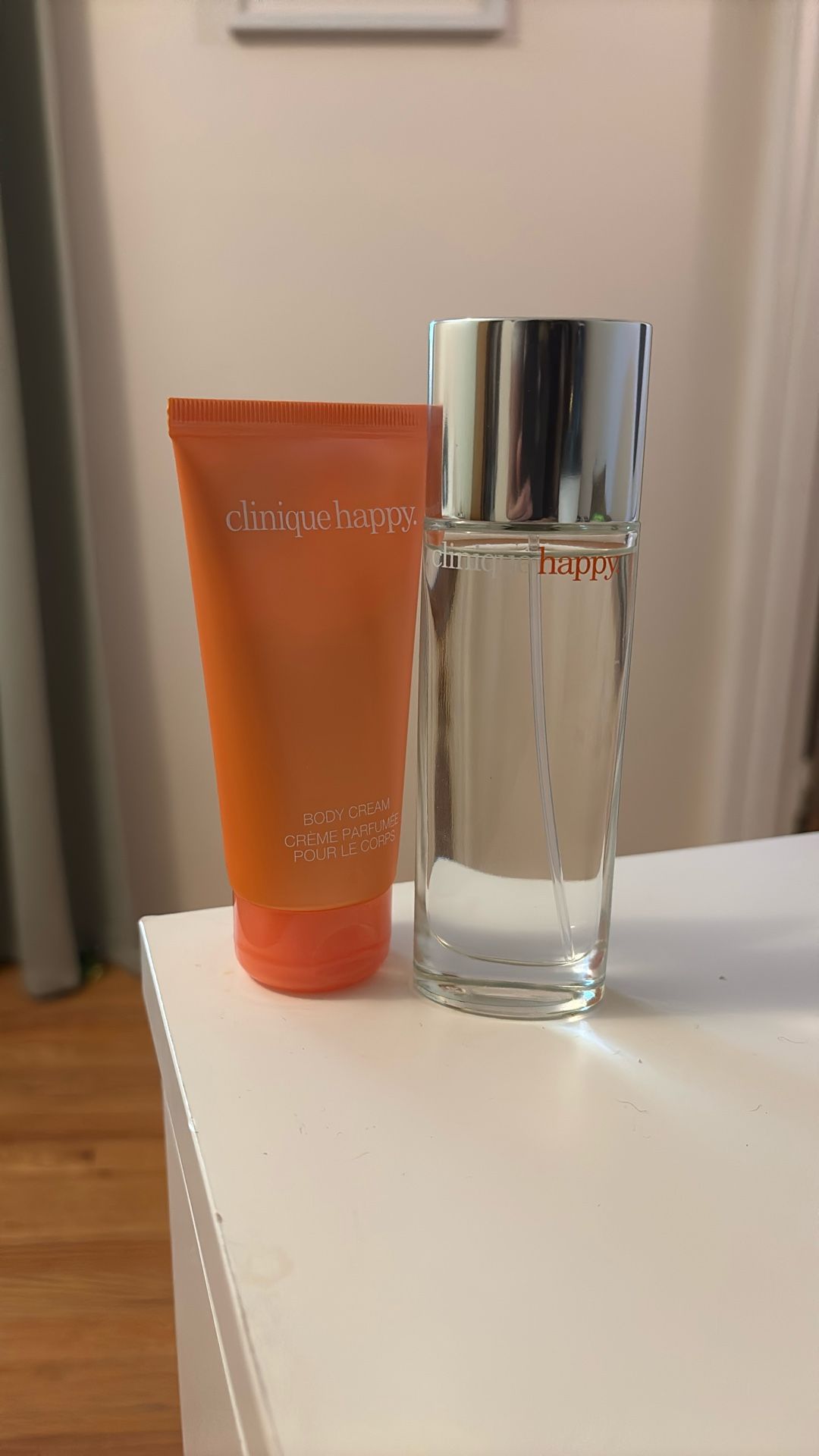 Clinique happy Perfume And Body Lotion