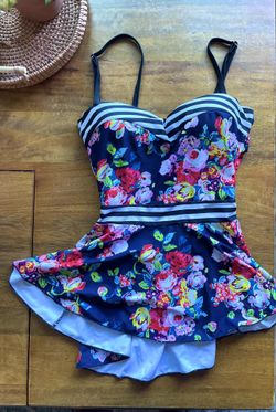 ☀️Cute Bathing Suit Size Small