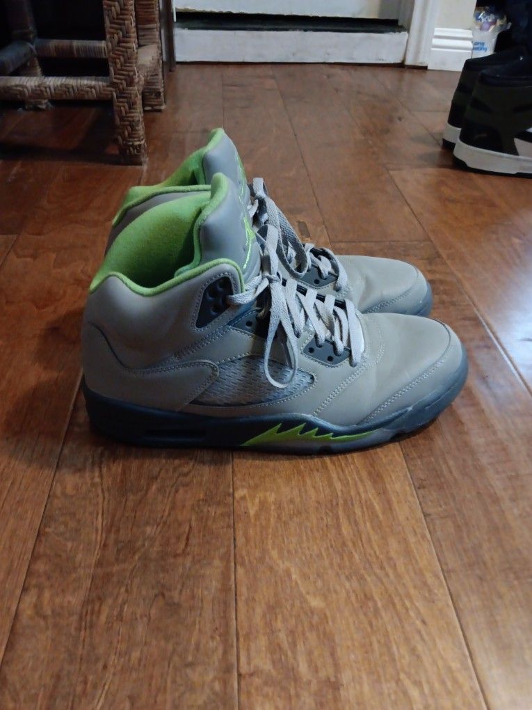Jordan 5 Retro