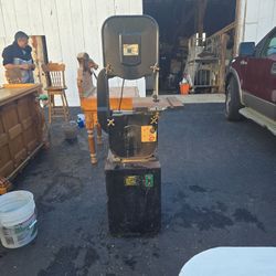 14" Vertical Wood Cutting Bandsaw