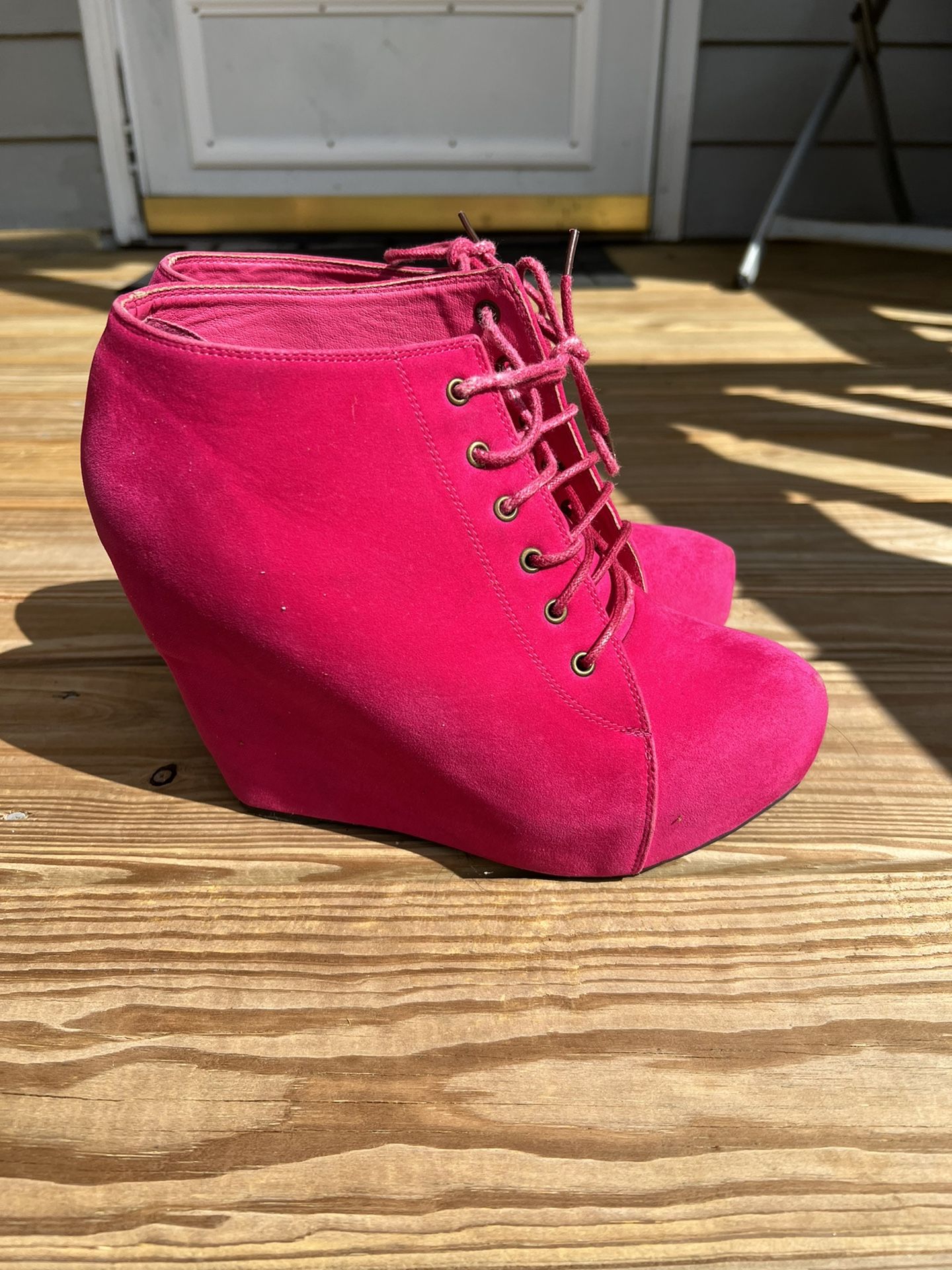 Fuchsia Pink Wedge Heels