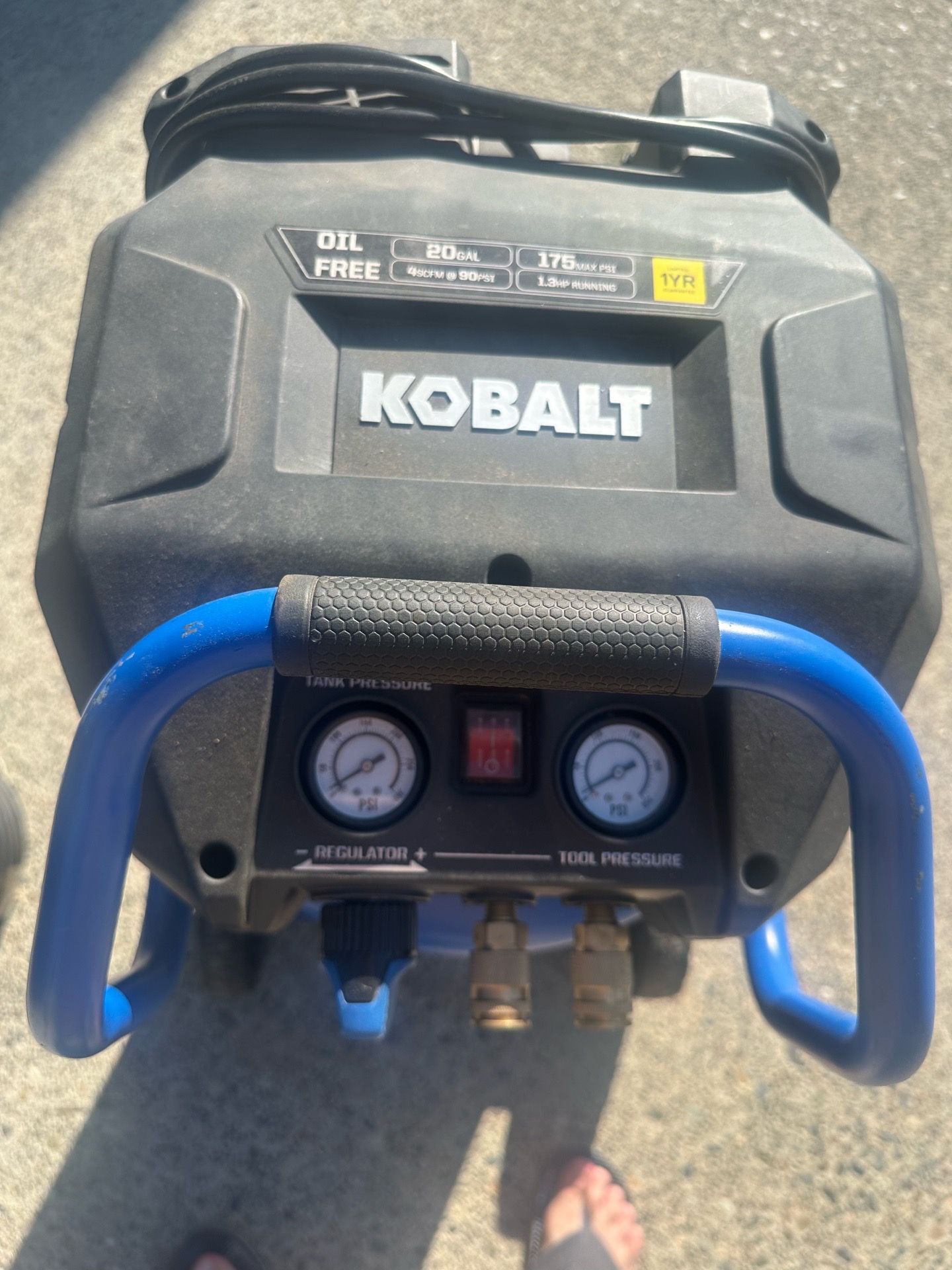 Air compressor