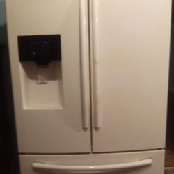 Samsung Refrigerator 
