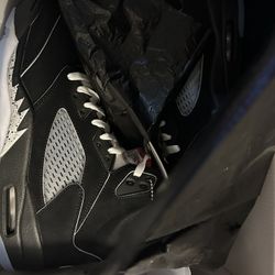 Jordan 5 Reimagined Size 11 (Never Worn)
