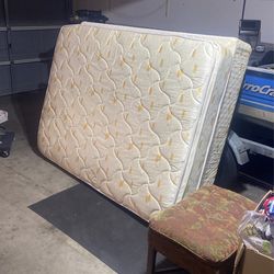 Full Mattress & Box Spring 