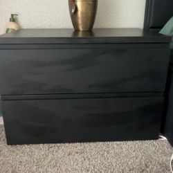 Queen Metrica Bedroom Set 