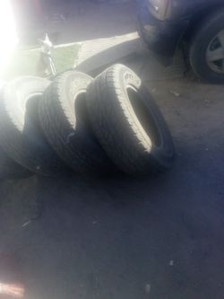 275 65 R18 In Tires INVOVIC EL 501 A/T