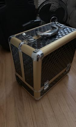 Big makeup box
