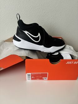 Basketball shoes