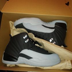 Jordan 12s  SIze 9 