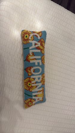 California lumbar pillow