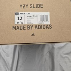 Yeezy Slide Onyx Color