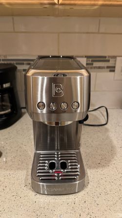 CASABREWS 20 Bar Espresso Machine - Cappuccino Latte Maker 3700 Essential