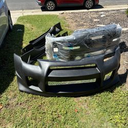 Brand New Body Kit For A 2003 To 2005 Nissan 350 Z