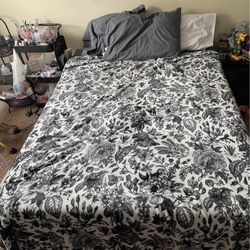 Full Size Bed
