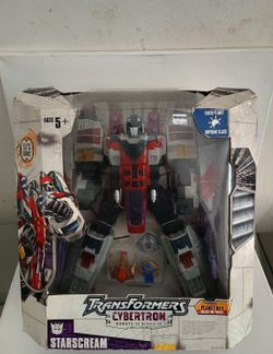 Earth Planet Supreme Class Transformers Cybertron 11" Starscream Collectible Action Figure