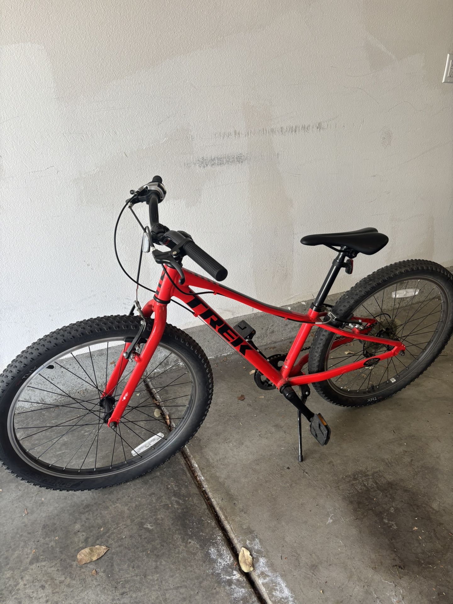 24” Trek bike