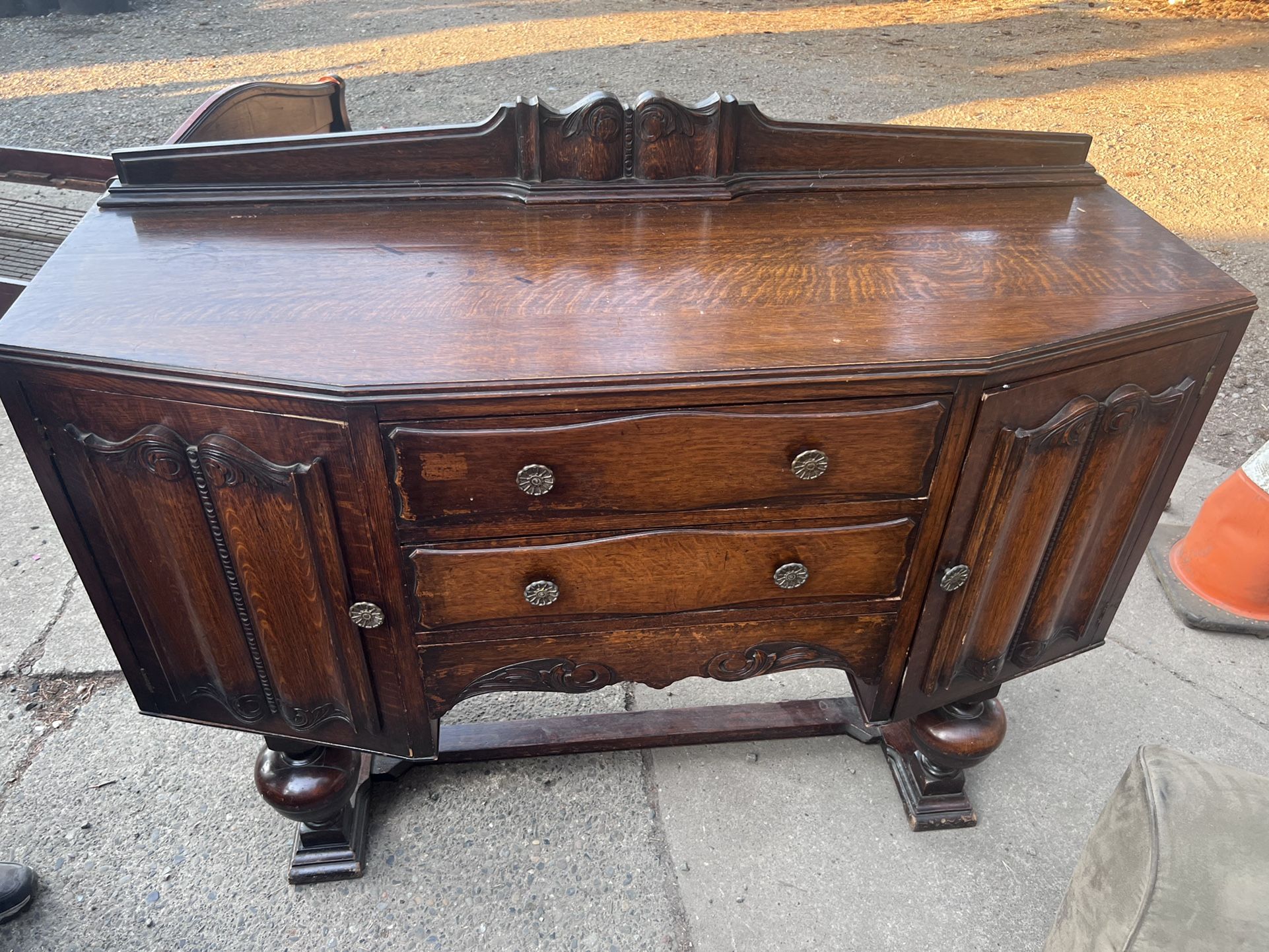 Antique Sideboard Server Cabinet/dresser