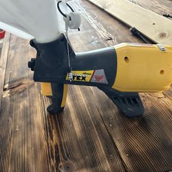 Electric texture gun.