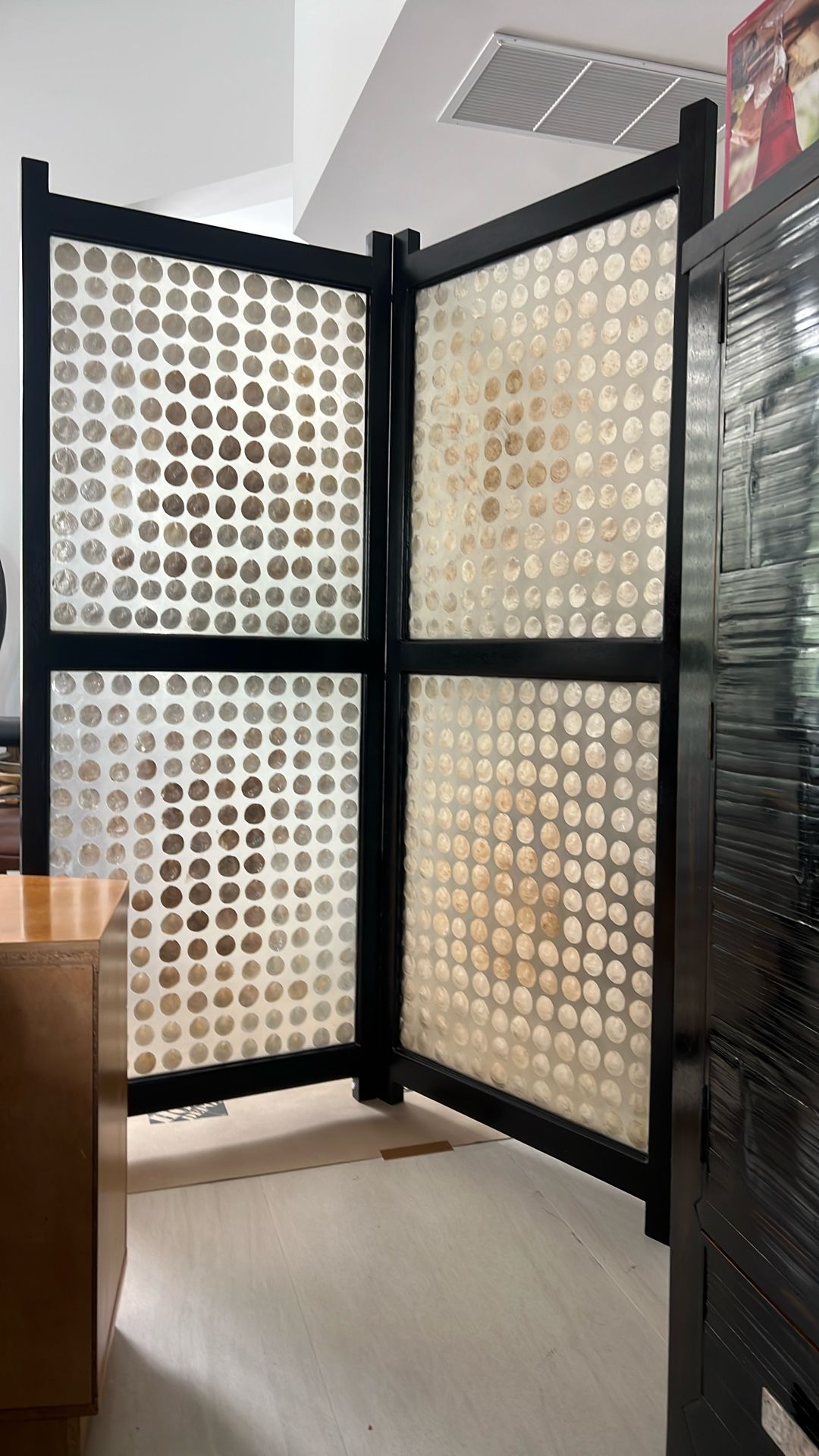 Decorative Screen In Mother Pearl And Wood