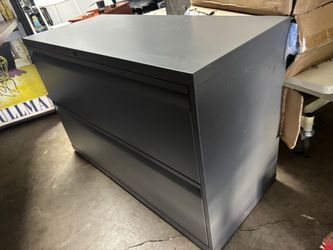 File cabinet