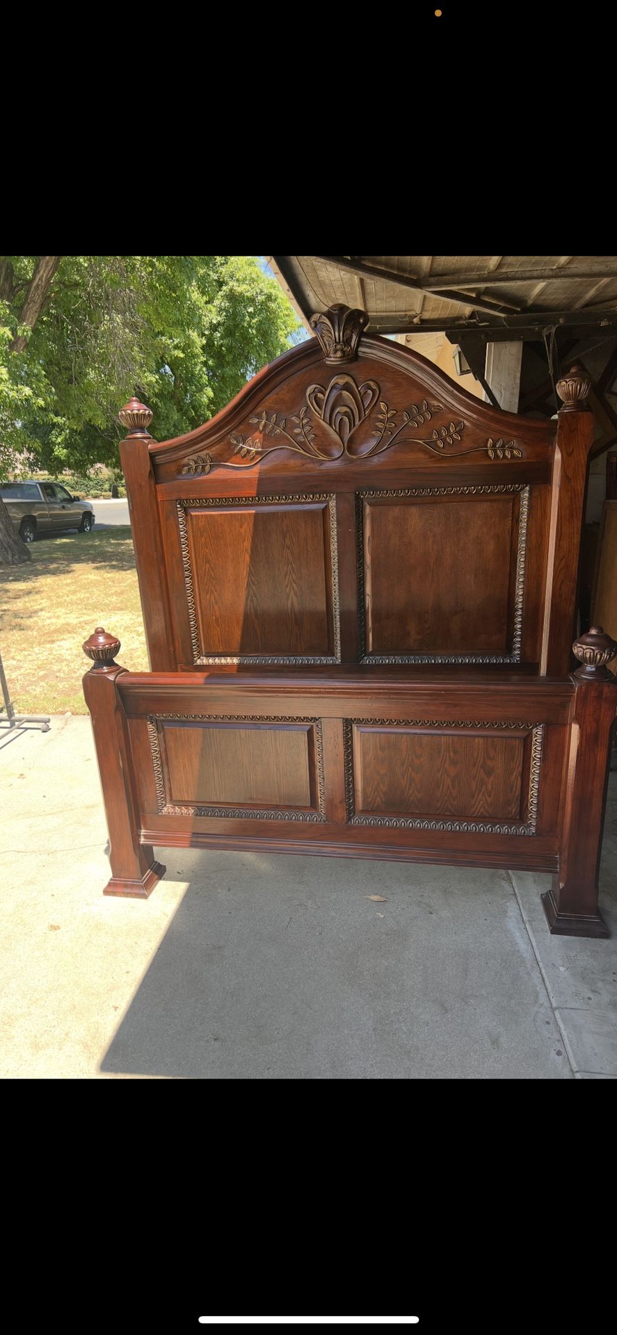 7 Piece Solid Wood Queen Bed Frame, Dresser, Mirror, Night Stands And Chest Of Drawers 