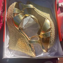 Women’s Guess Wedges ( Heels ) Size 8.5