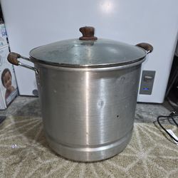 IMUSA Steamer and Glass Lid 32Q