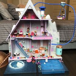 LOL winter Chalet House