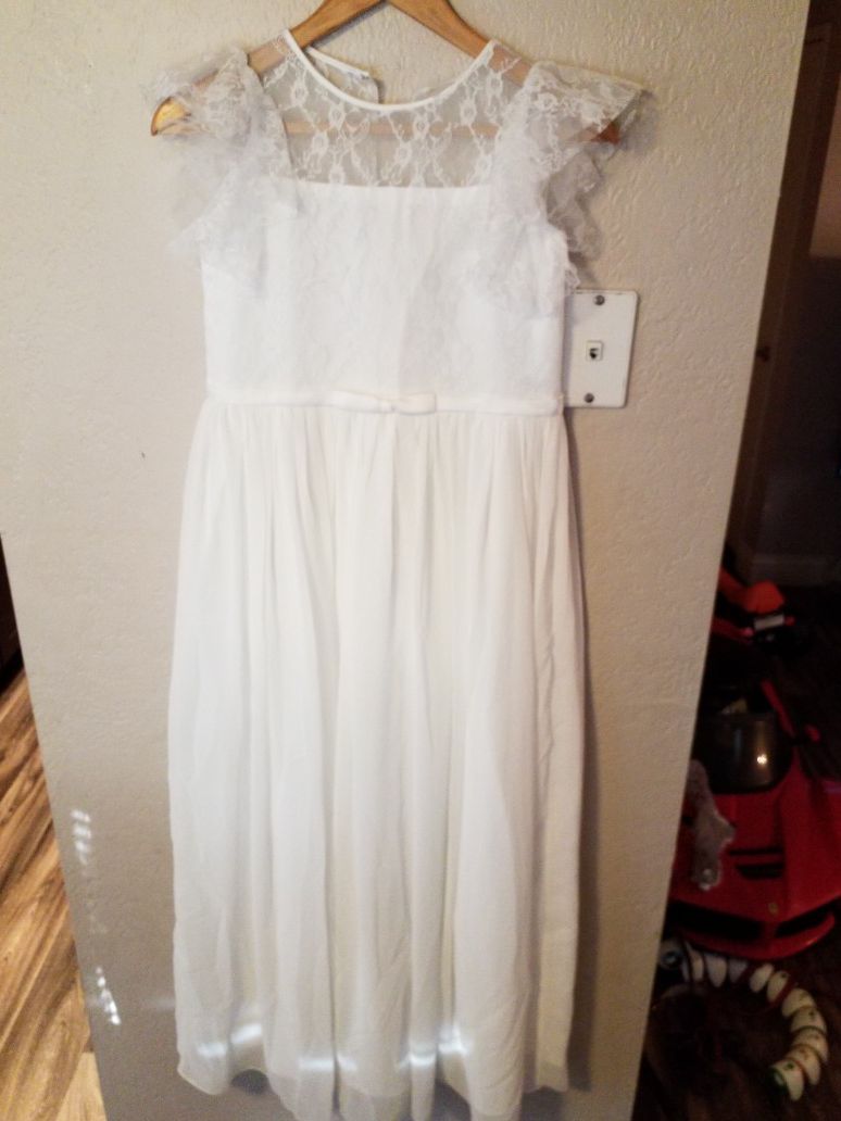 NEW Wedding, baptism, special occasion dress ..size small for a skinny woman