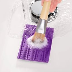 Makeup Brush Cleaner Container Kit