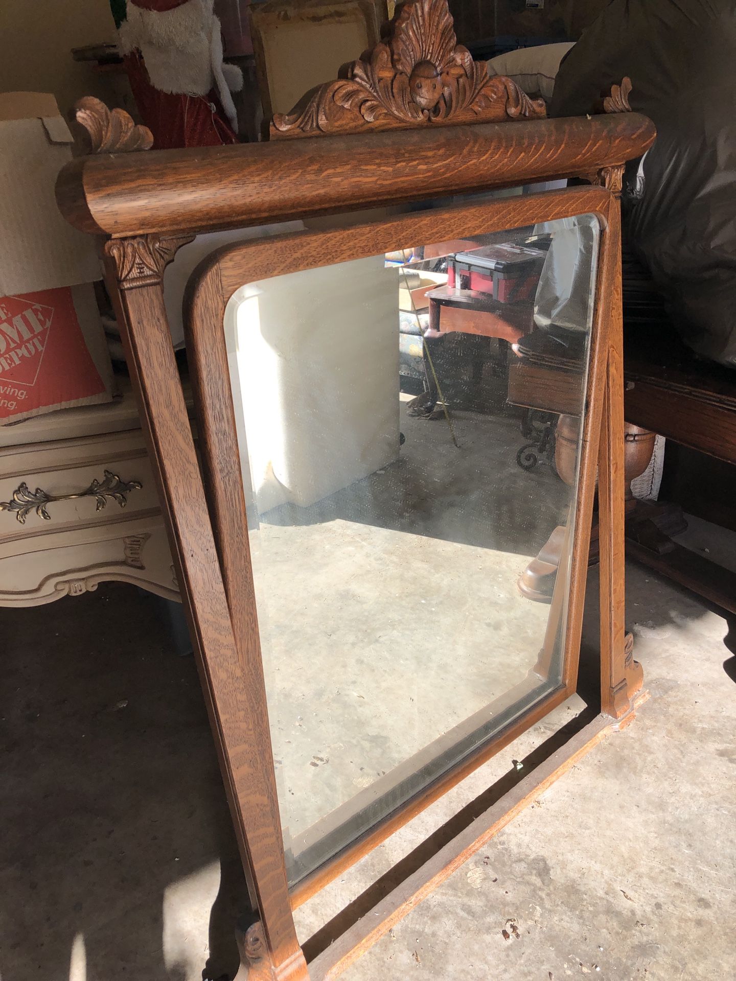 1900 mirror with dresser