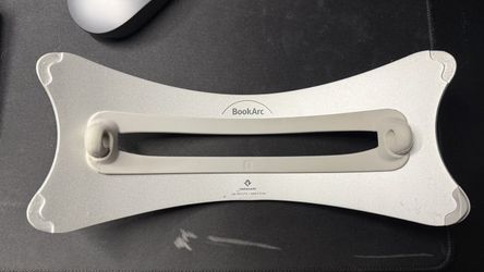Twelve South BookArc Vertical Laptop Stand Silver
