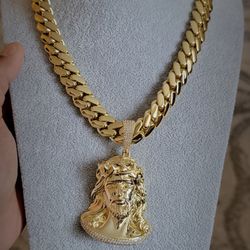 Chain 16MM With Pendant 14k Gold Plated 